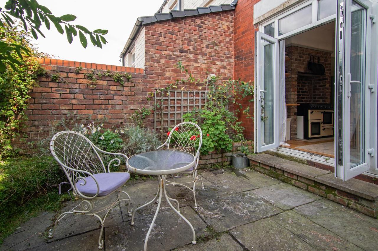 Victorian Villa Close To Liverpool City Centre Экстерьер фото