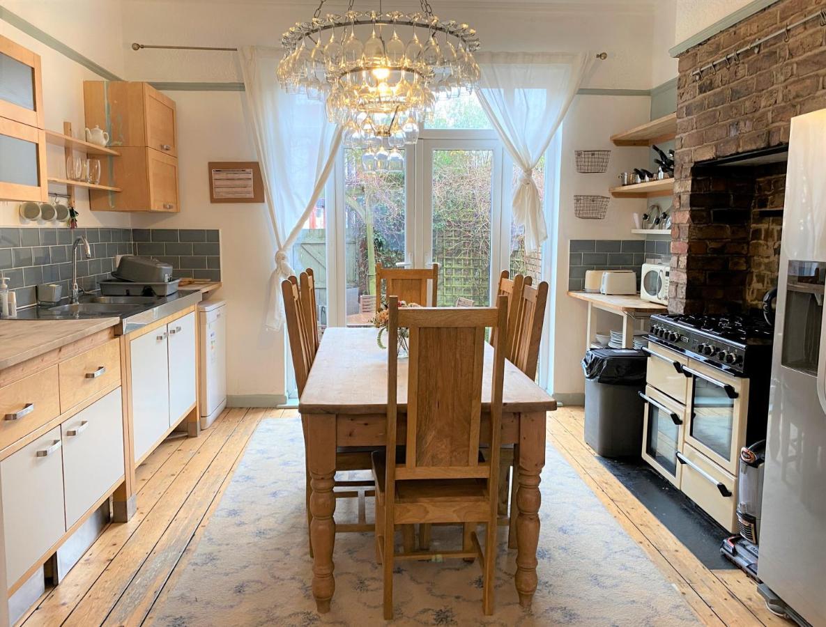 Victorian Villa Close To Liverpool City Centre Экстерьер фото